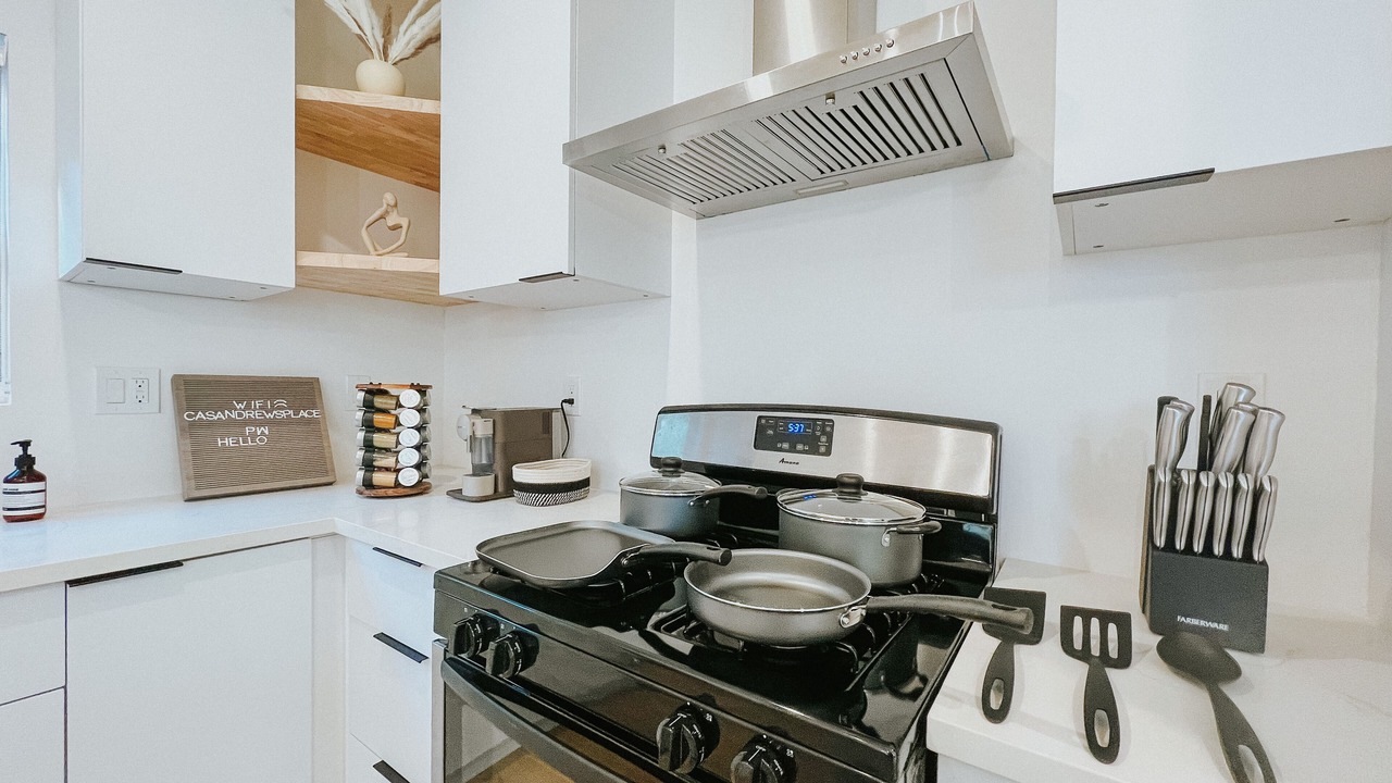 Photo of Kitchen in Altadena