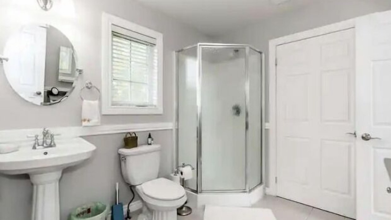 Photo of Bathroom in Orangeville