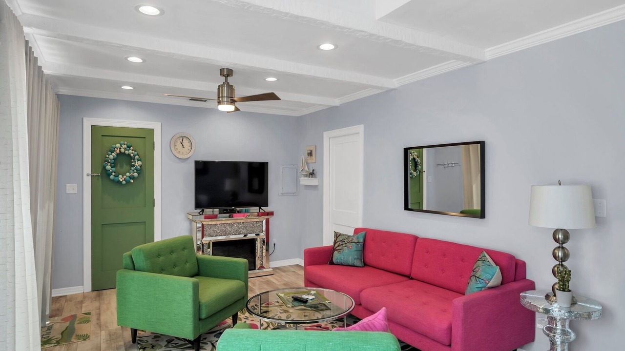 Photo of Livingroom in Gulf Breeze