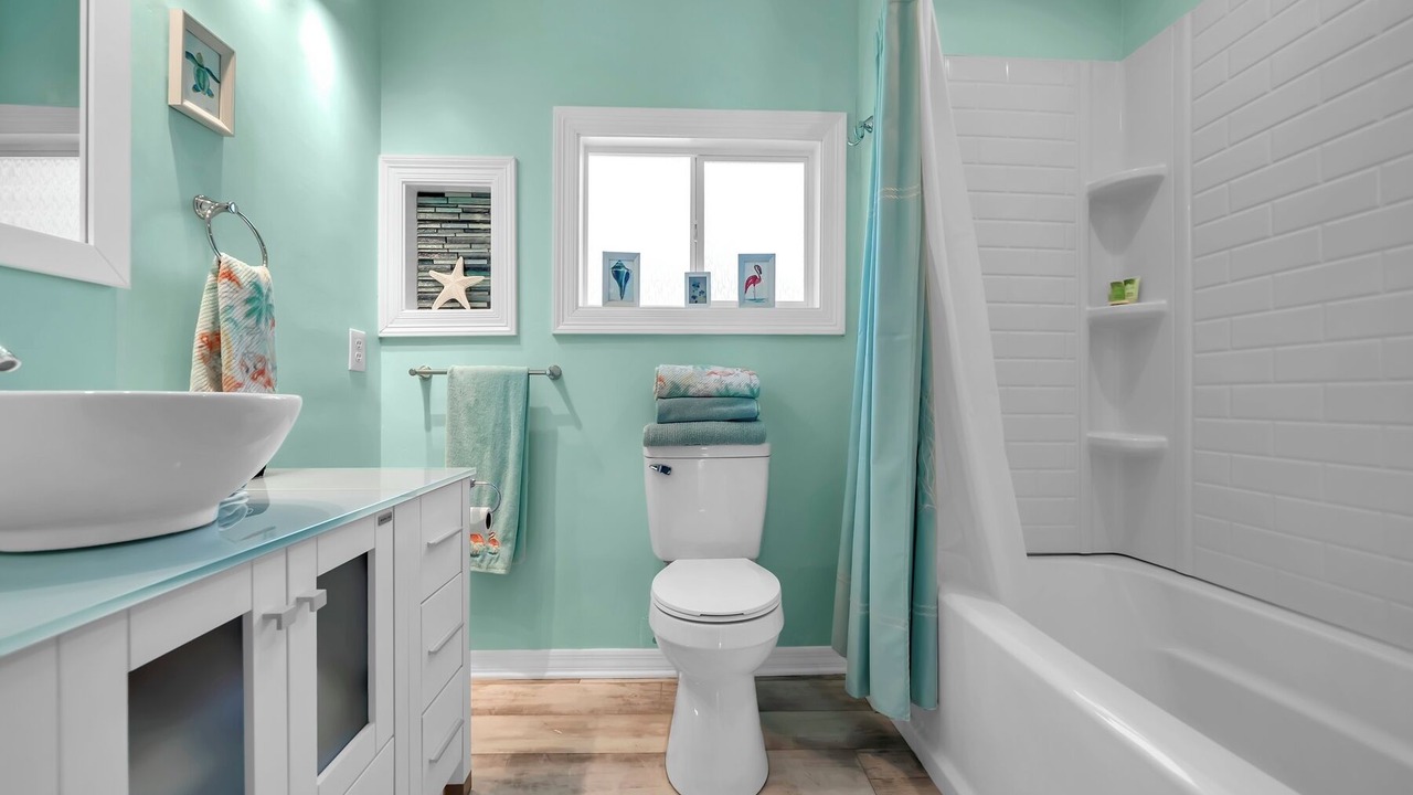 Photo of Bathroom in Gulf Breeze