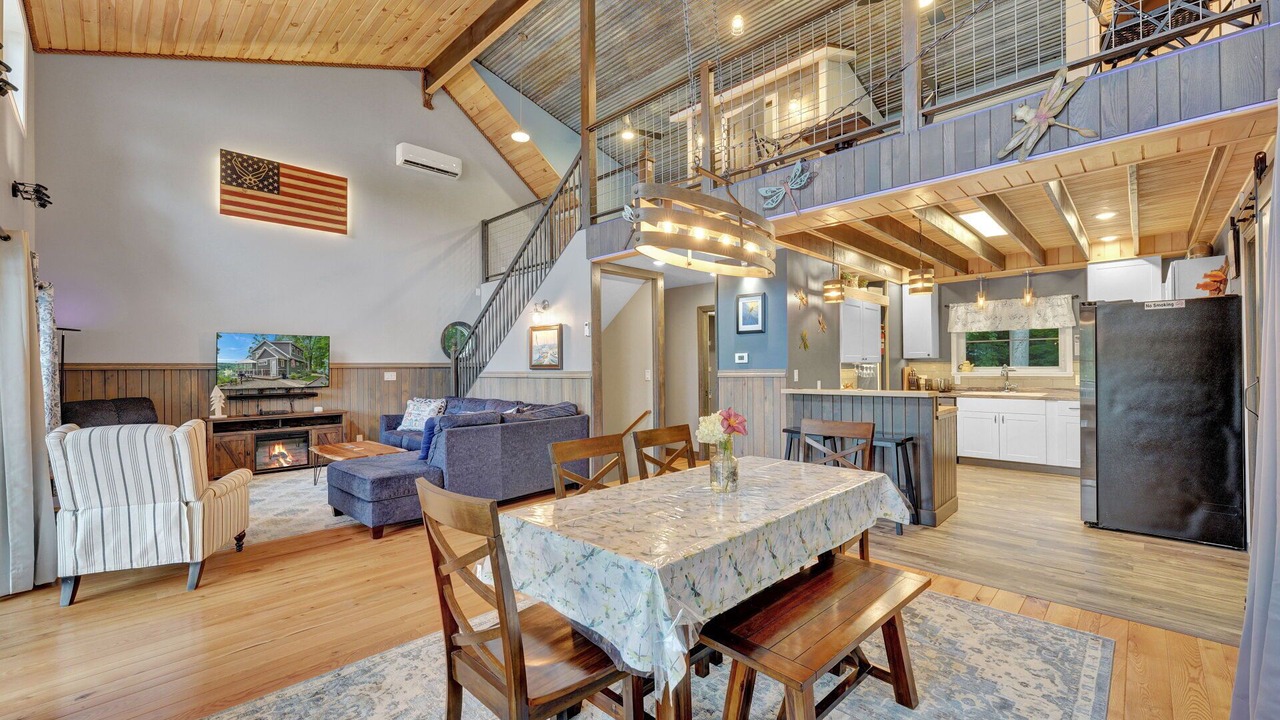 Photo of Livingroom in Lily Dale