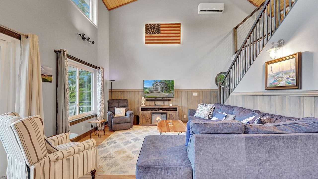 Photo of Livingroom in Lily Dale