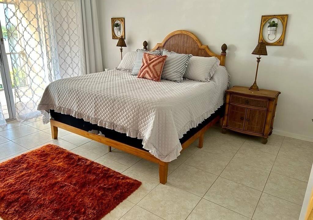 Photo of Bedroom in Bahamas Terrace