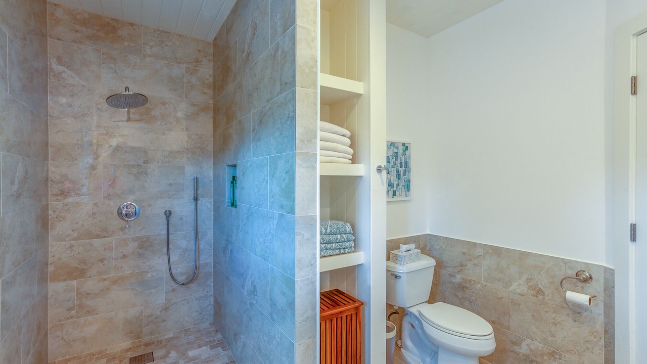 Photo of Bathroom in Great Guana Cay