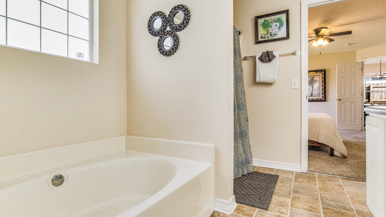 Photo of Bathroom in Northwest Pensacola