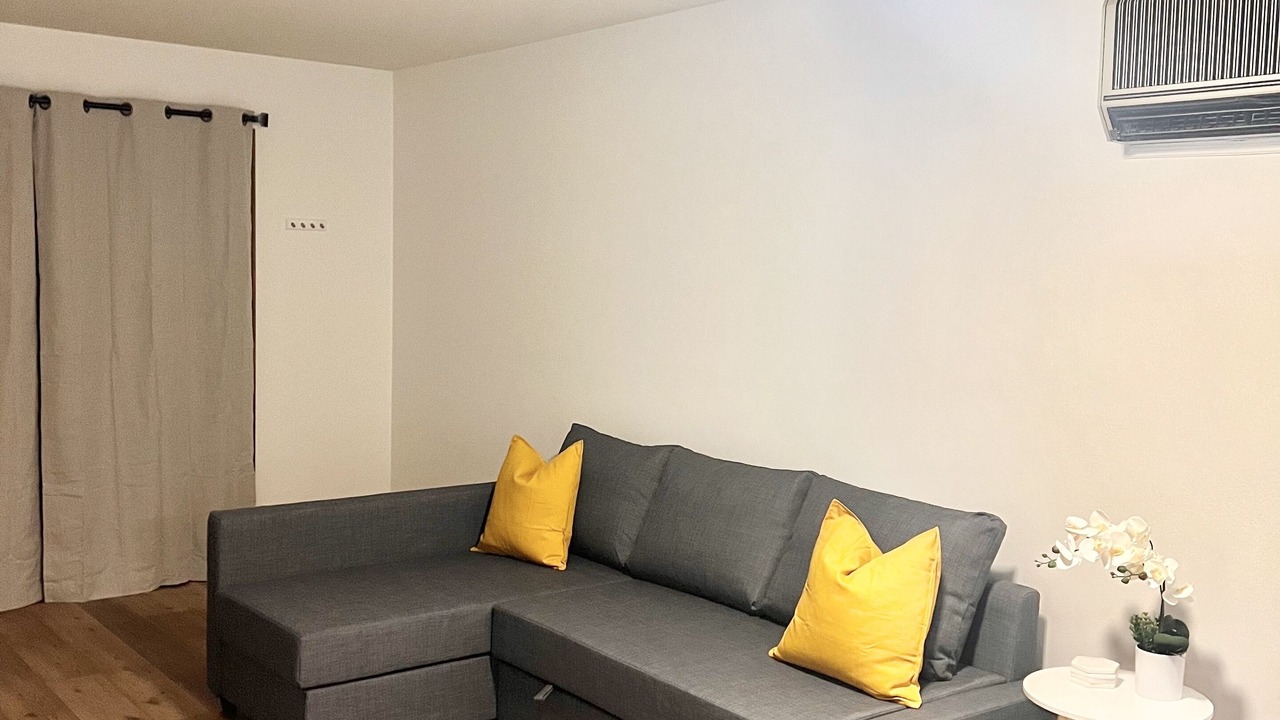 Photo of Livingroom in Fountain Valley