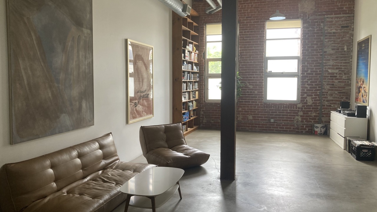 Photo of Livingroom in Arts District