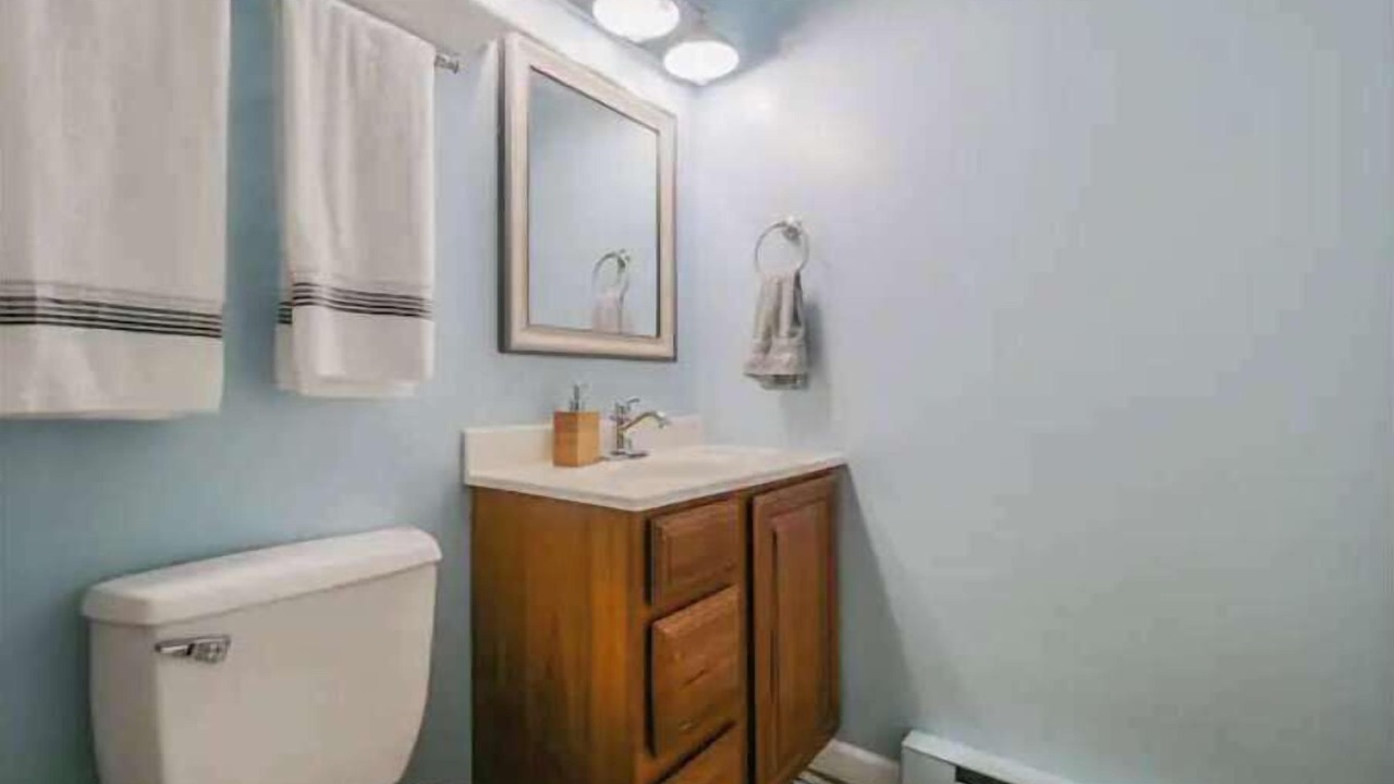 Photo of Bathroom in Madison-on-the-Lake