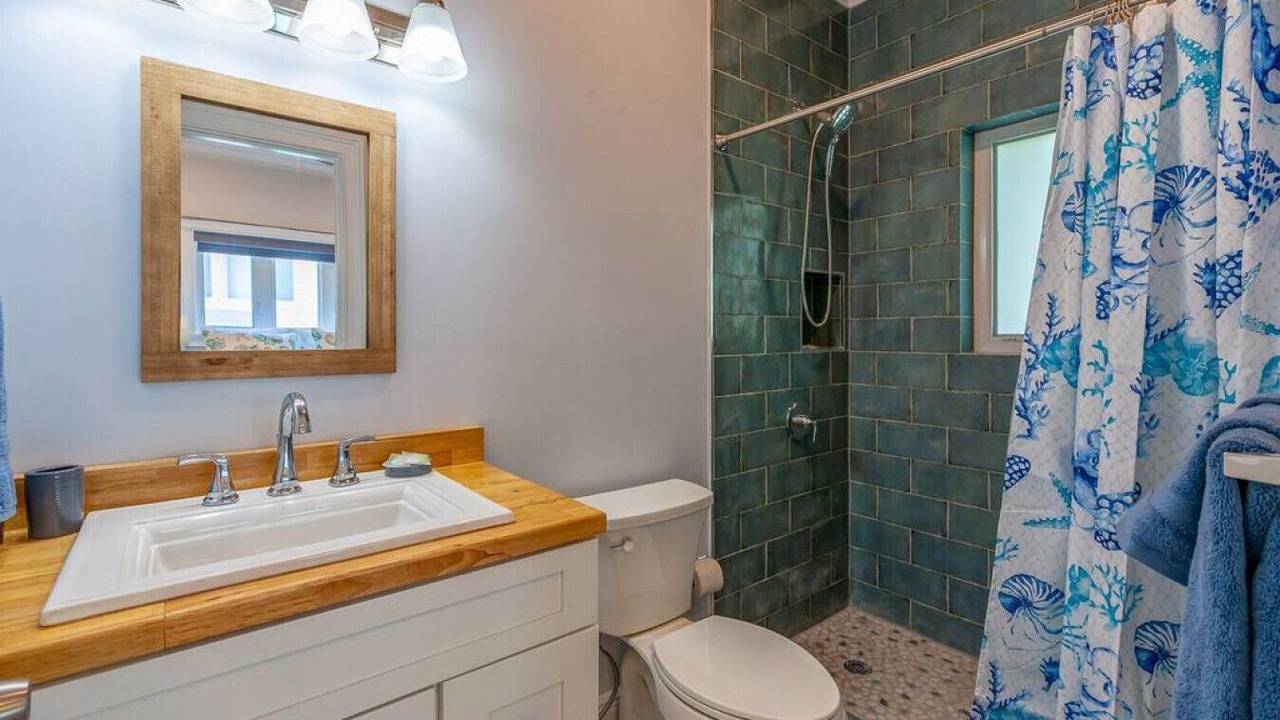 Photo of Bathroom in Great Guana Cay