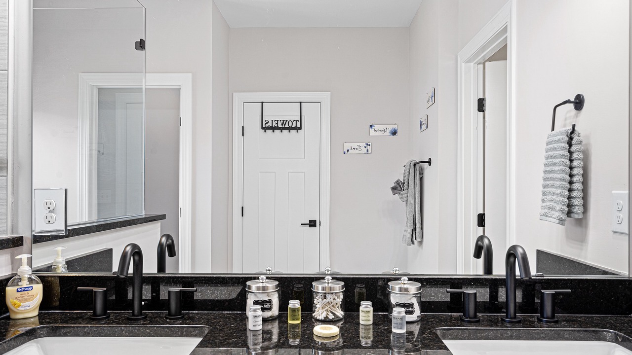 Photo of Bathroom in Sharonbrook