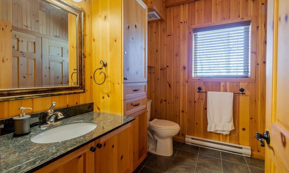 Photo of Bathroom in Saint-Philemon