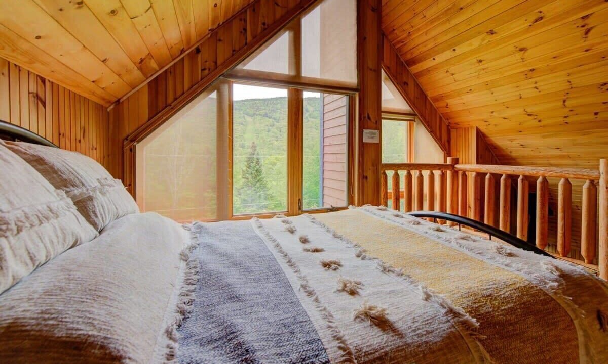 Photo of Bedroom in Saint-Philemon
