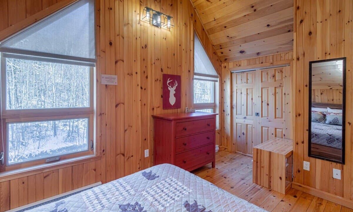 Photo of Bedroom in Saint-Philemon