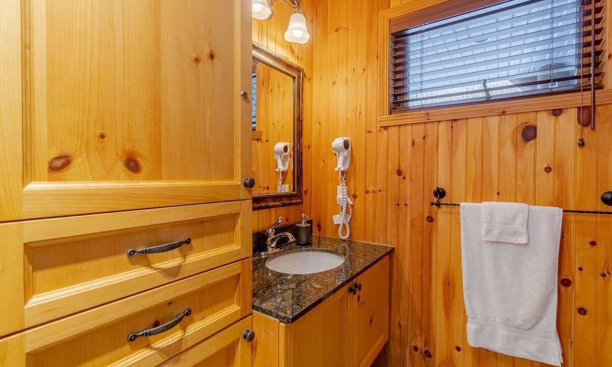 Photo of Bathroom in Saint-Philemon