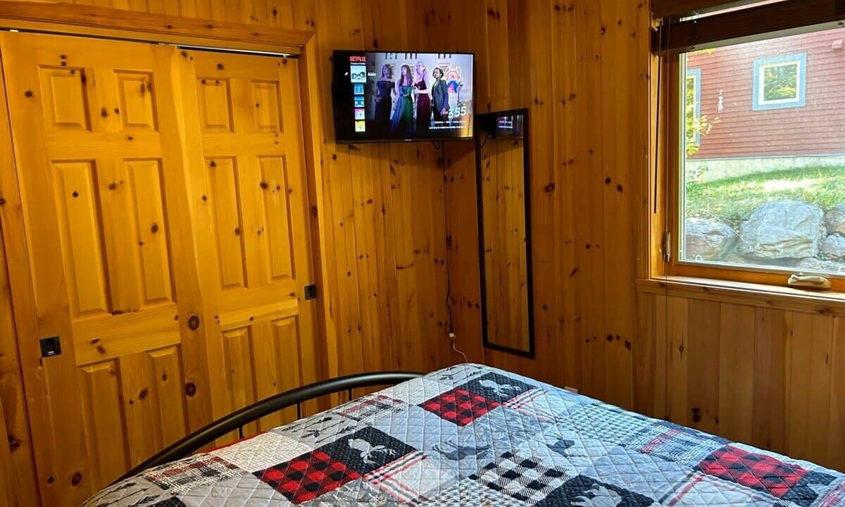 Photo of Bedroom in Saint-Philemon