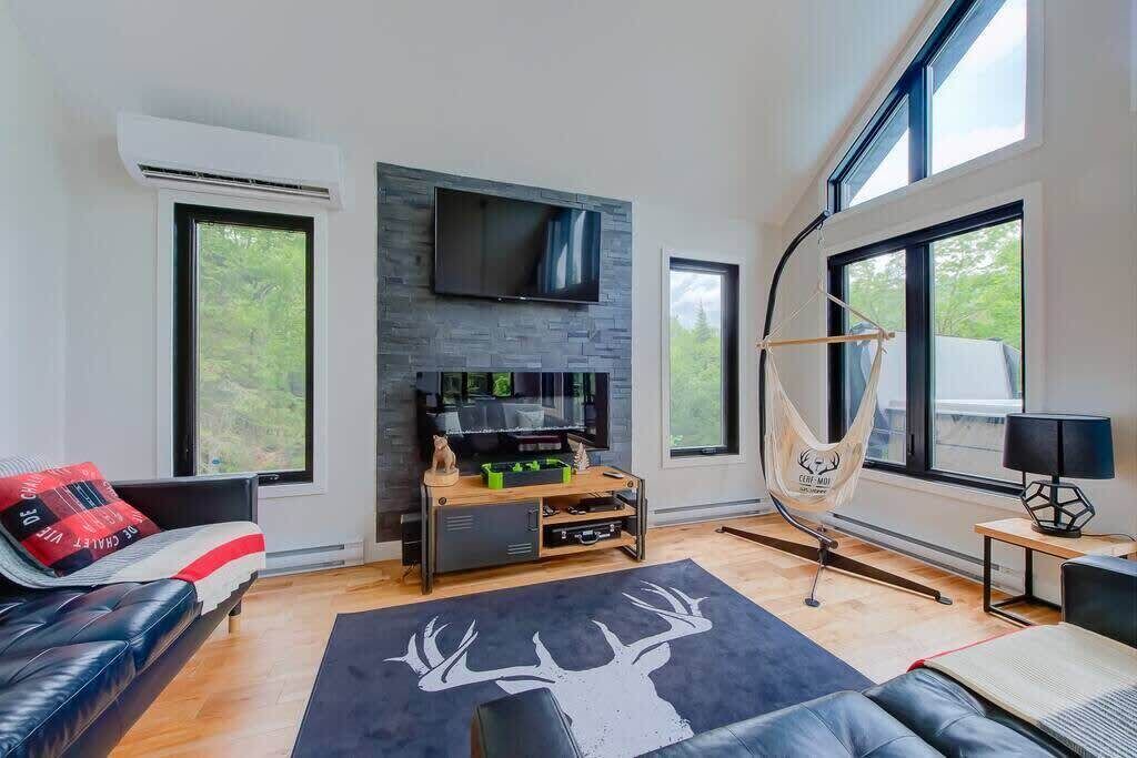 Photo of Livingroom in Notre-Dame-Auxiliatrice-de-Buckland