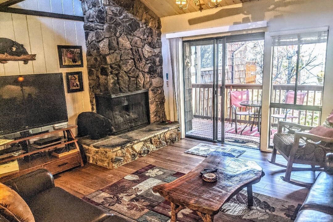 Photo of Livingroom in Big Bear Lake