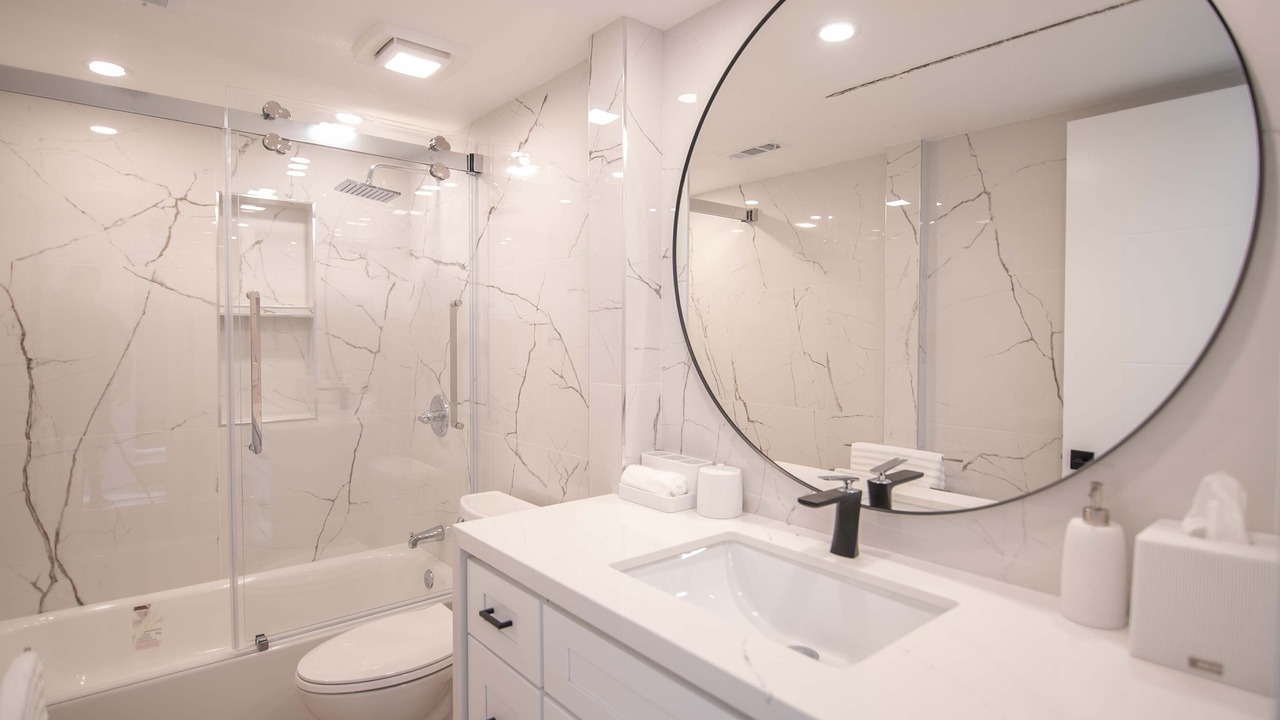 Photo of Bathroom in Lake Forest