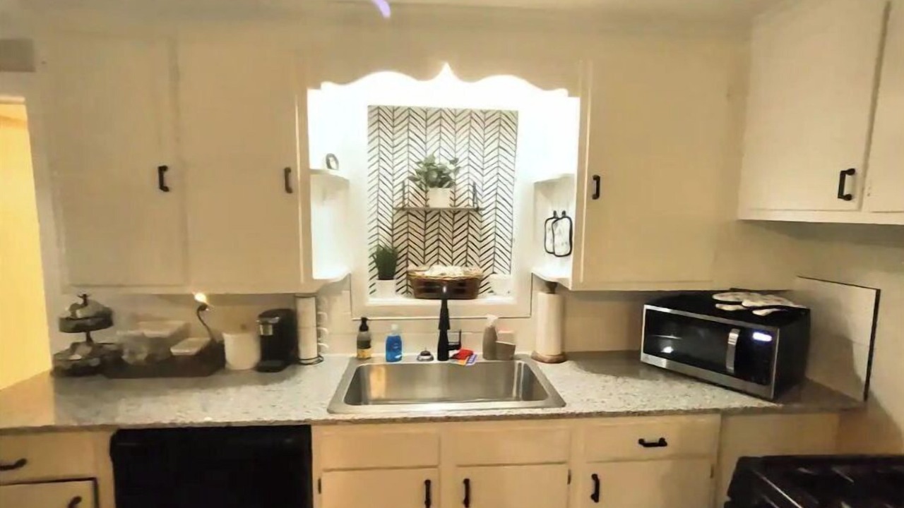 Photo of Kitchen in West Seneca