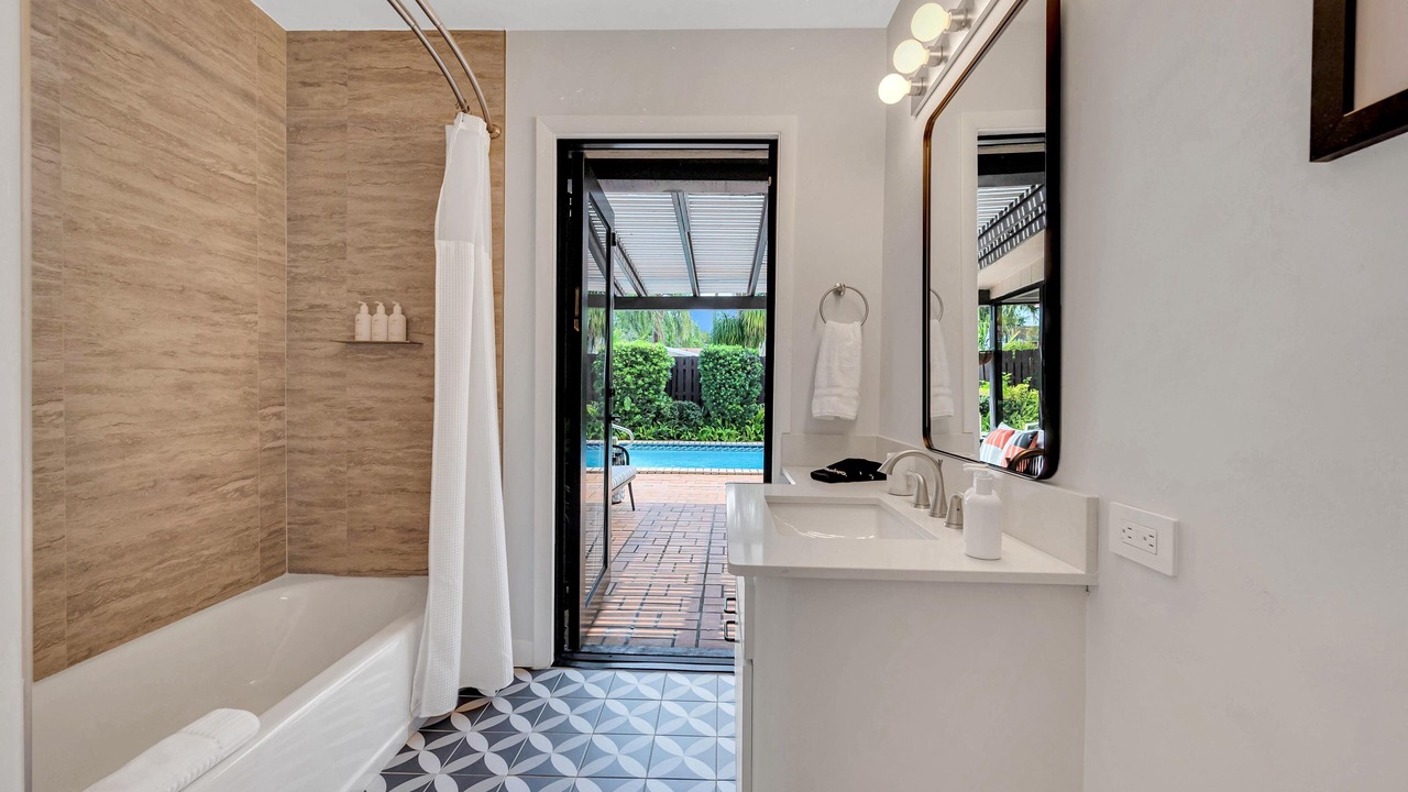 Photo of Bathroom in Middle River Terrace