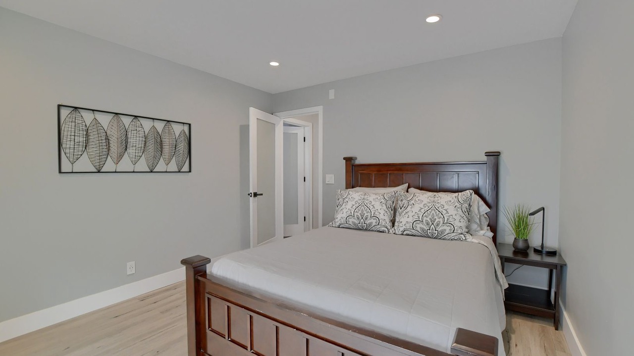 Photo of Bedroom in Deerfield Beach