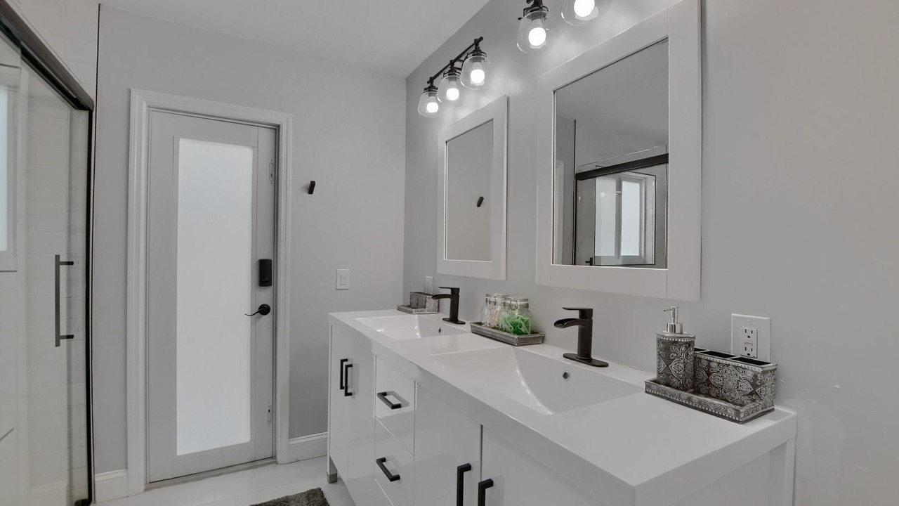 Photo of Bathroom in Deerfield Beach