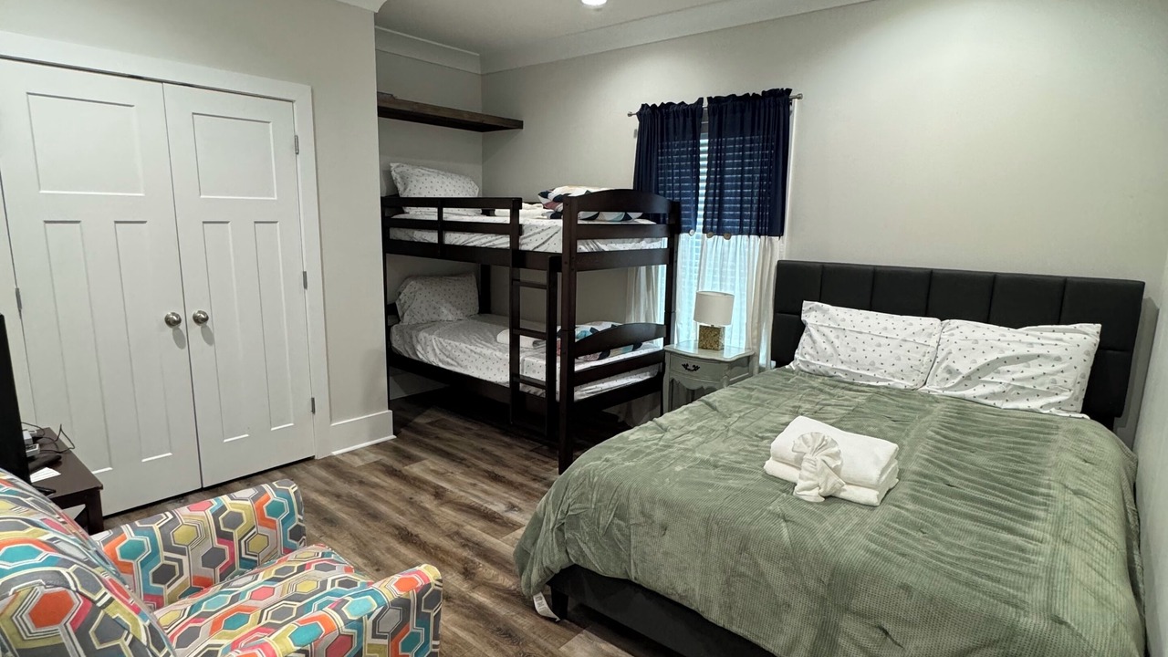 Photo of Bedroom in Long Beach