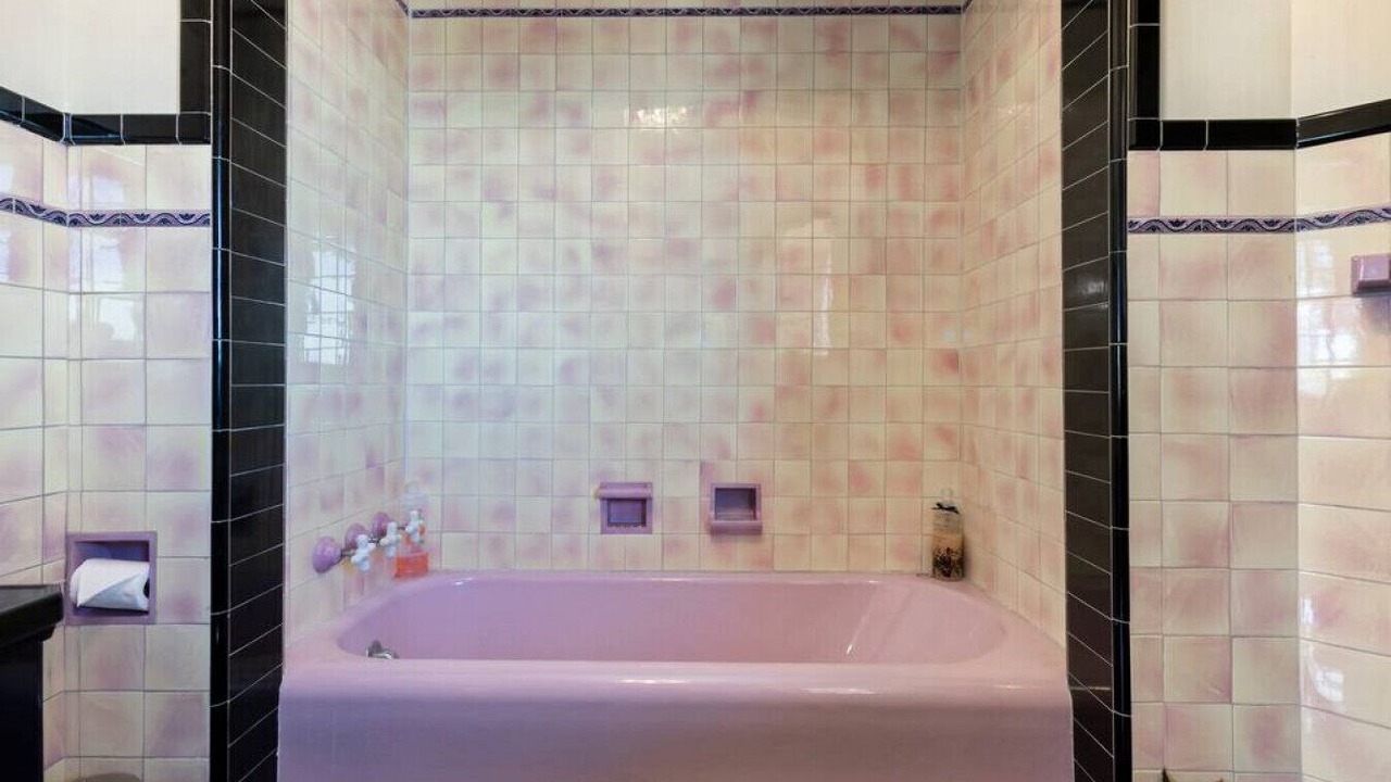 Photo of Bathroom in View Park-Windsor Hills