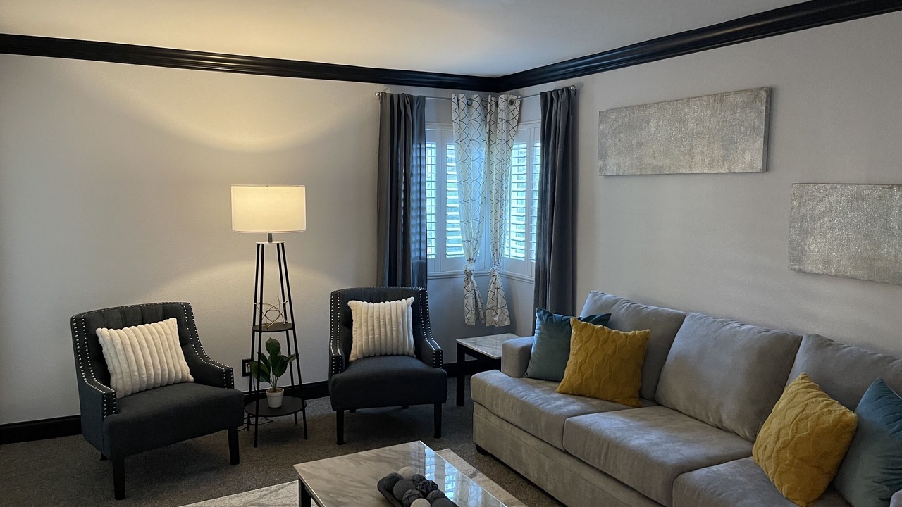 Photo of Livingroom in Yorba Linda