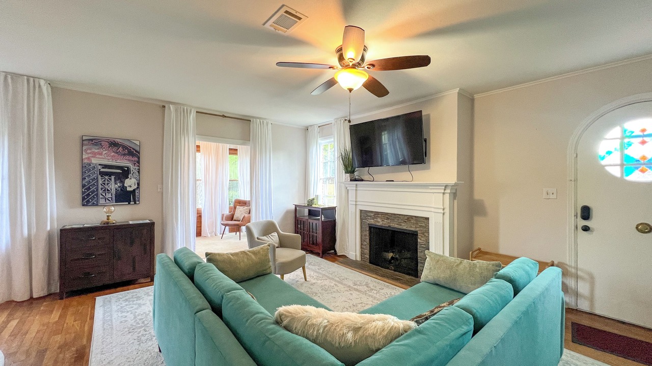 Photo of Livingroom in South Pensacola
