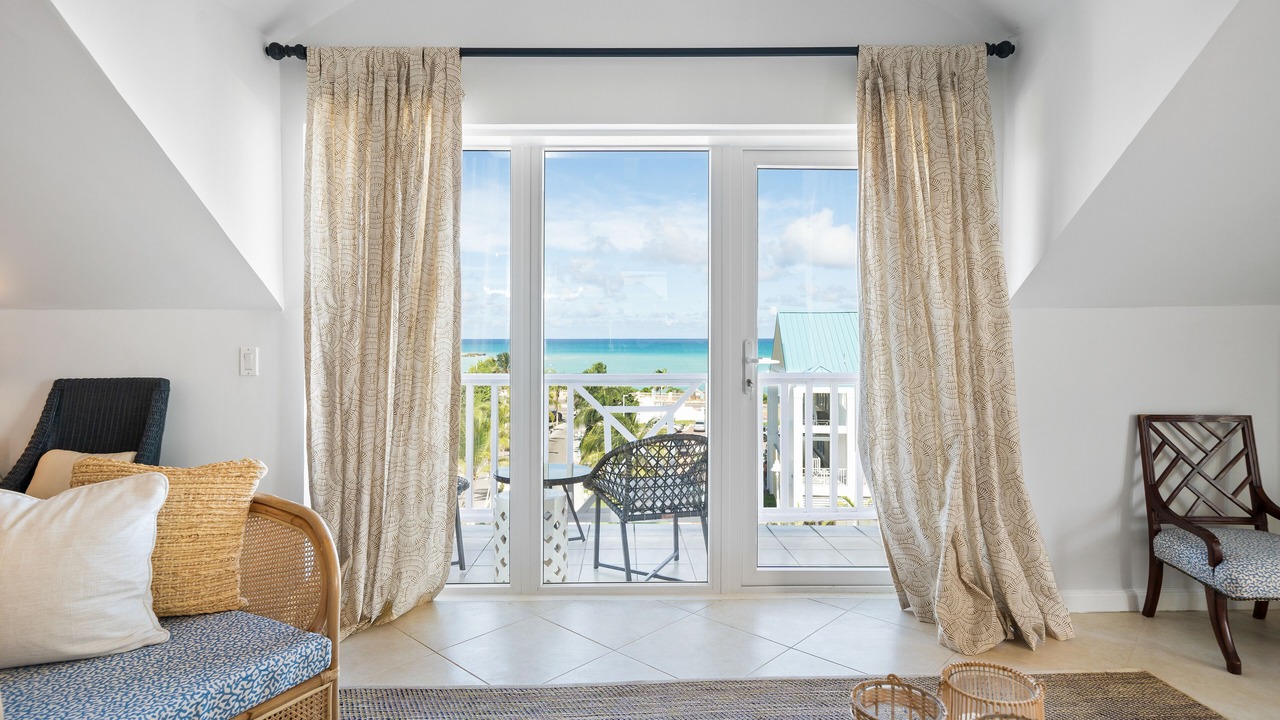 Photo of Livingroom in Nassau