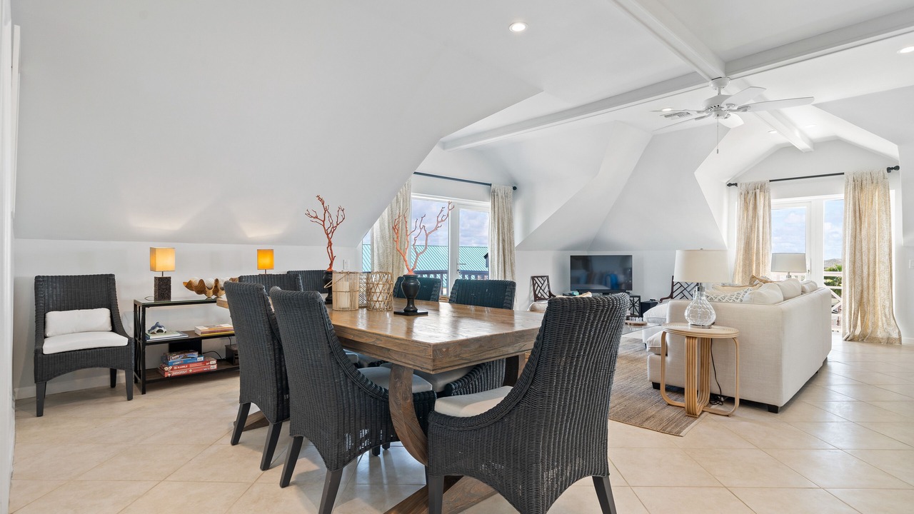 Photo of Livingroom in Nassau
