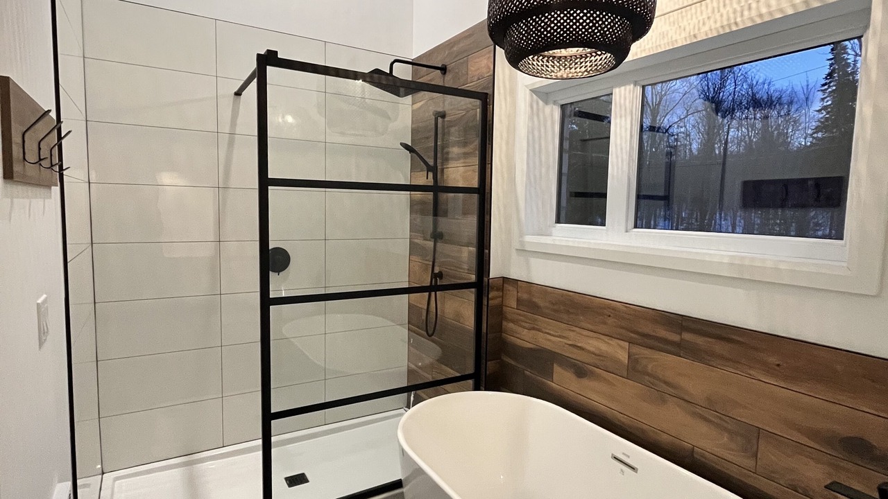Photo of Bathroom in Les Etchemins Regional County Municipality