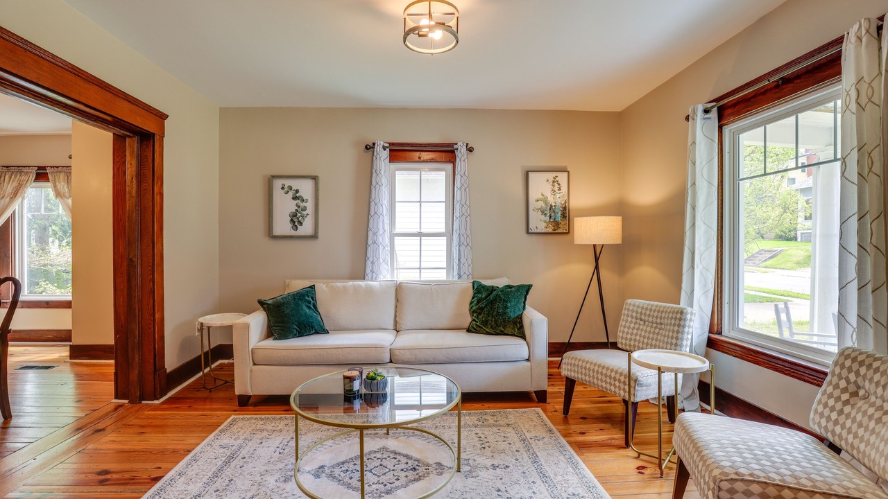 Photo of Livingroom in Western Gardens