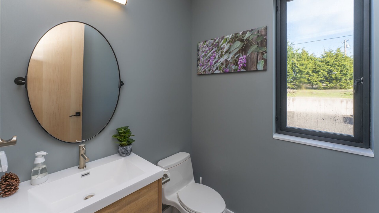 Photo of Bathroom in Albion