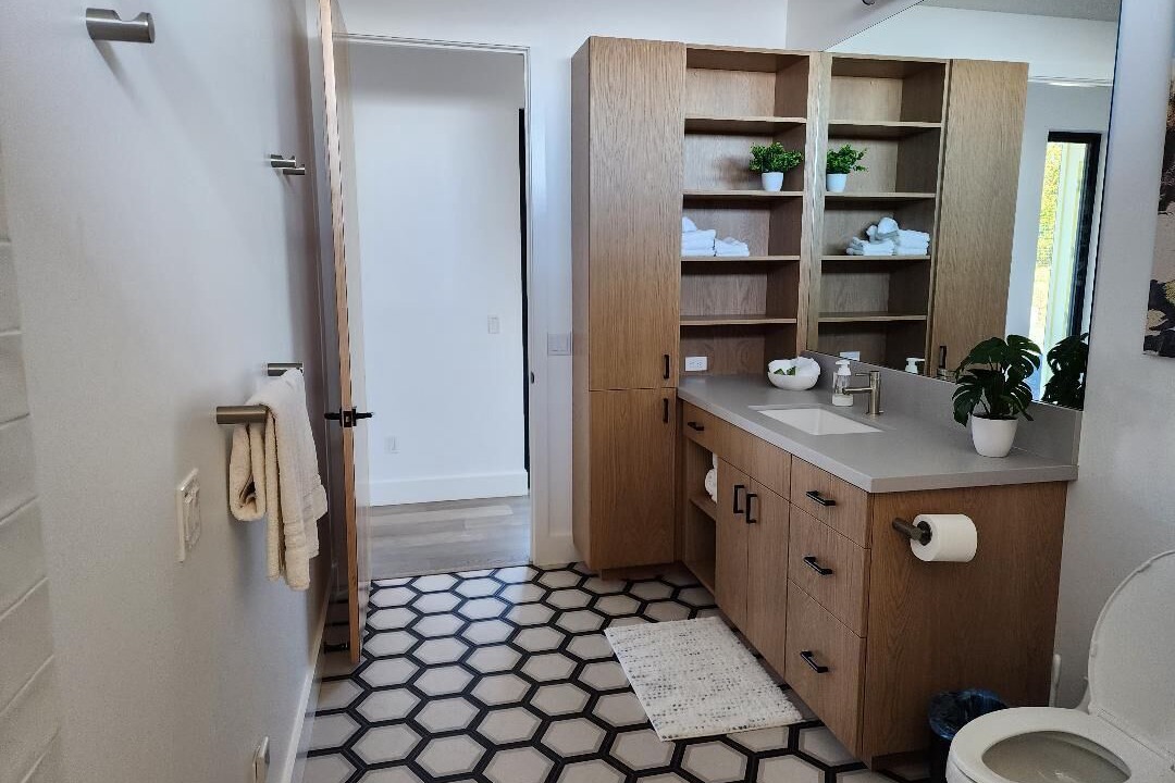 Photo of Bathroom in Albion