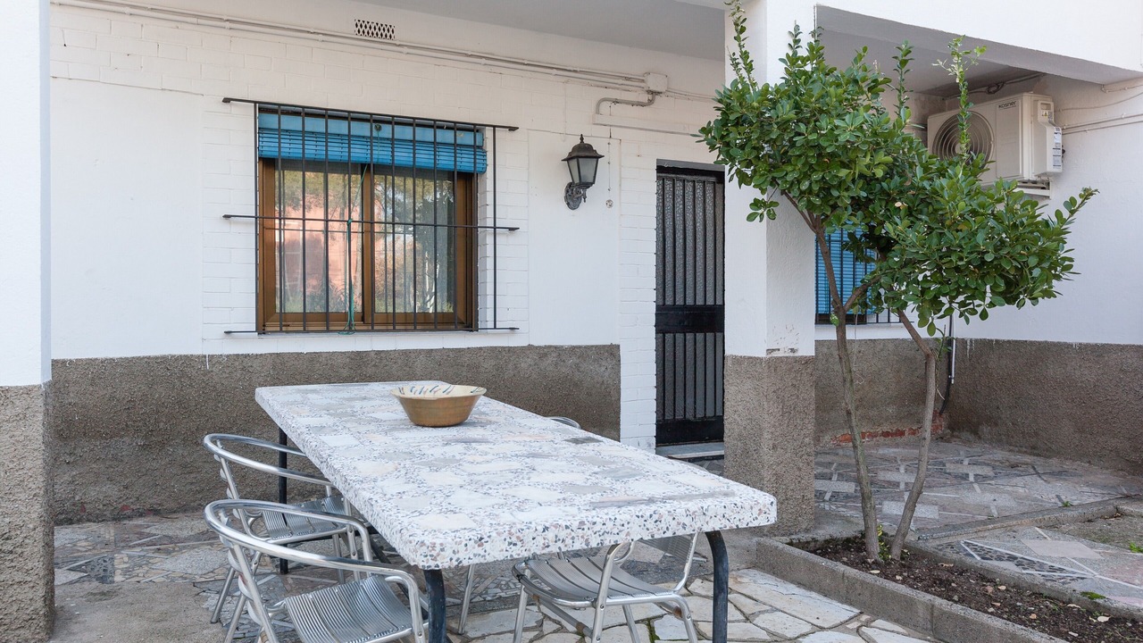 Photo of Outdoor in Rubi