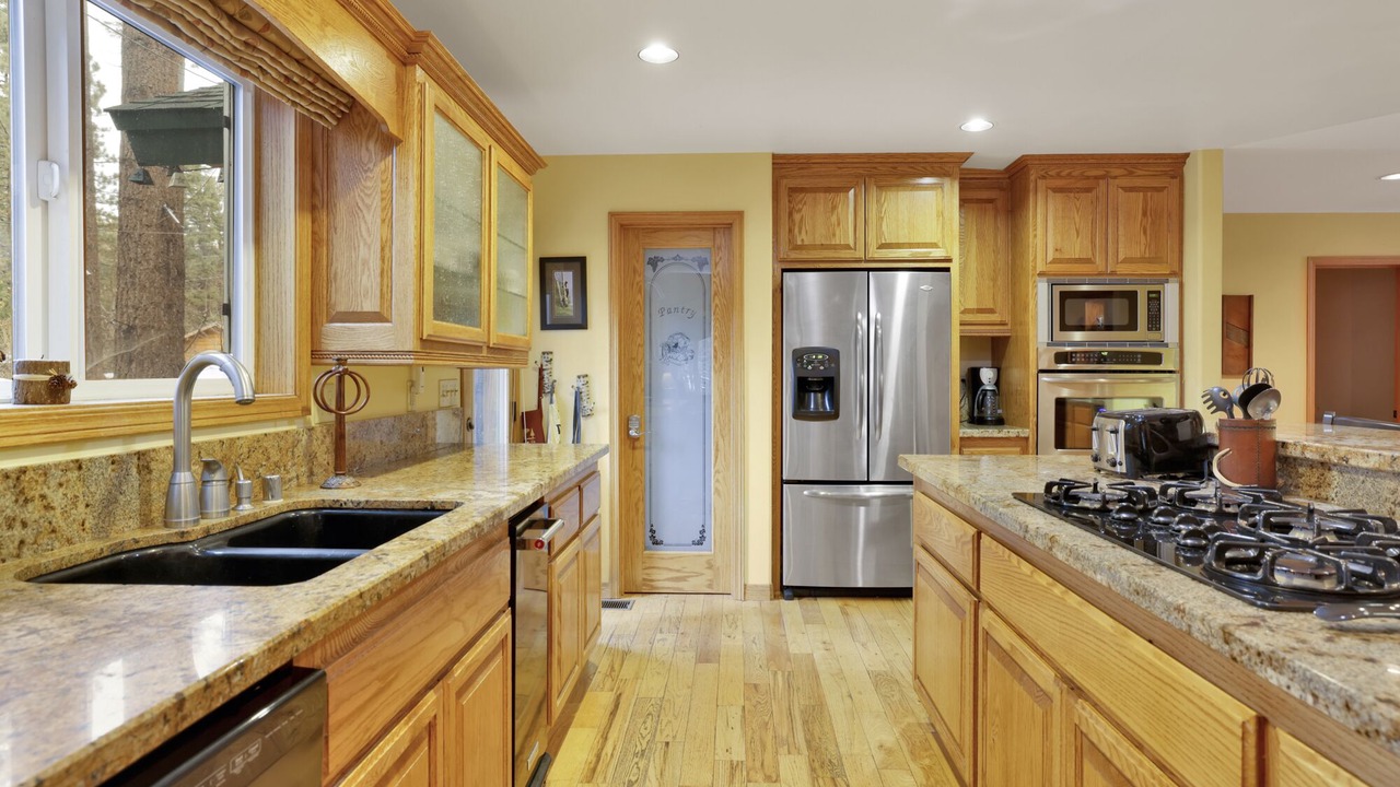Photo of Kitchen in Fawnskin