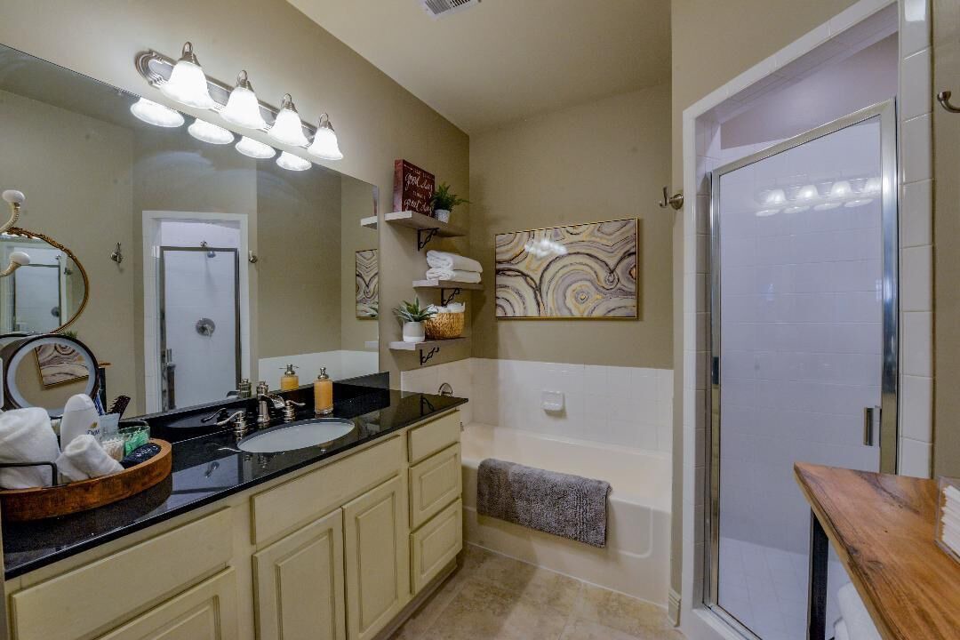 Photo of Bathroom in Tuscaloosa