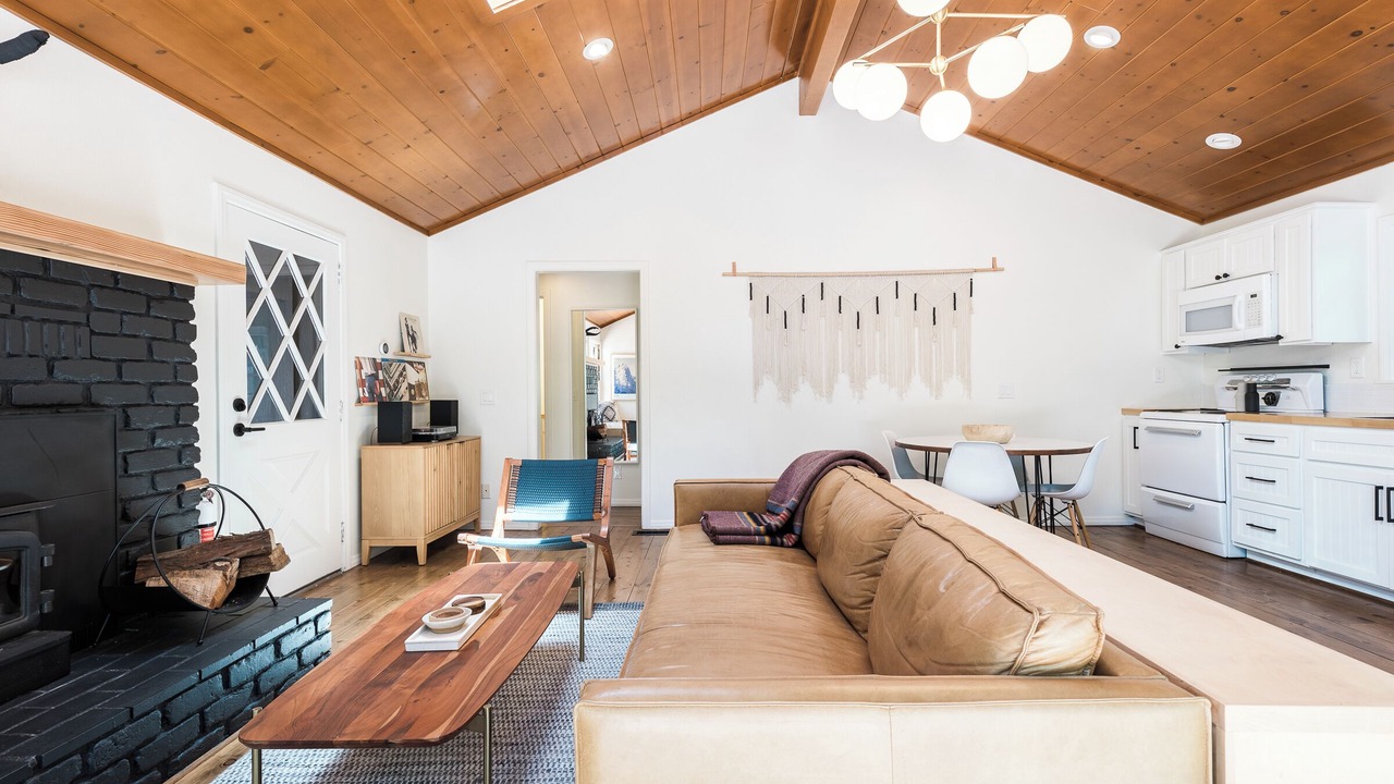 Photo of Livingroom in Fern Valley