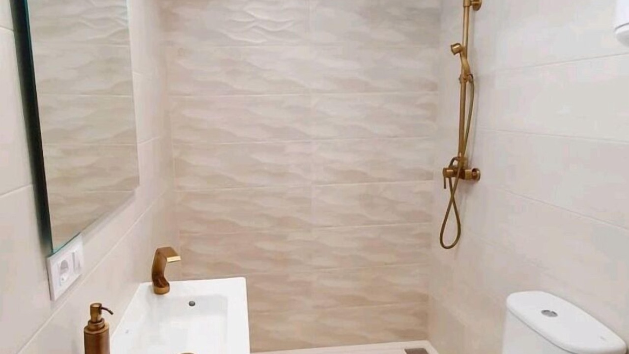 Photo of Bathroom in Figueres