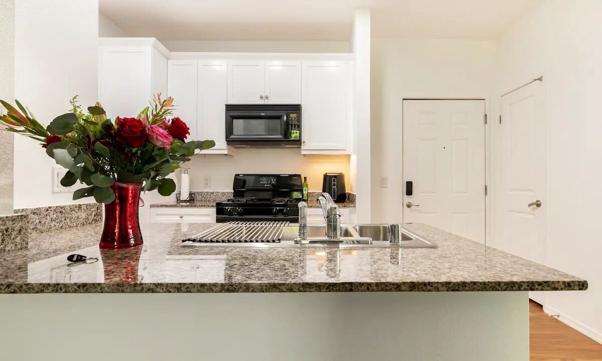 Photo of Kitchen in Airport Area