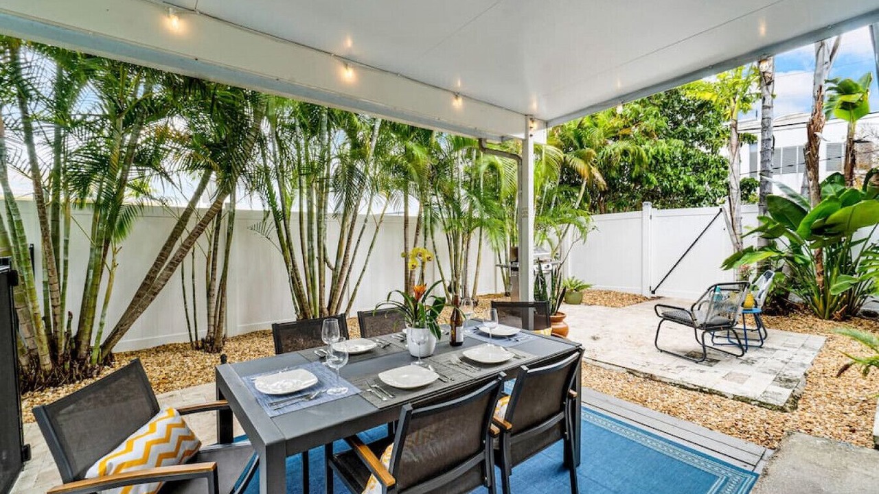 Photo of Outdoor in Middle River Terrace