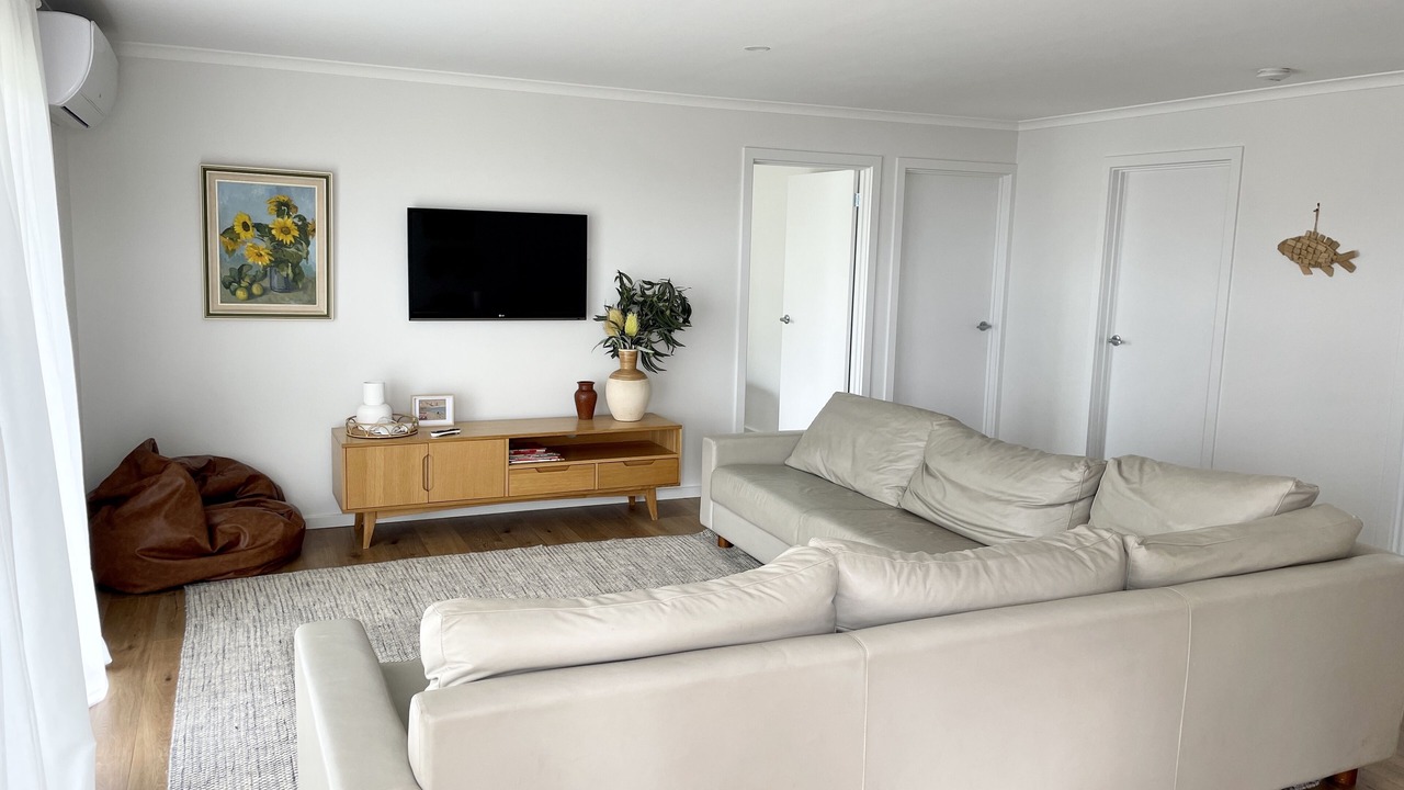 Photo of Livingroom in Hayborough