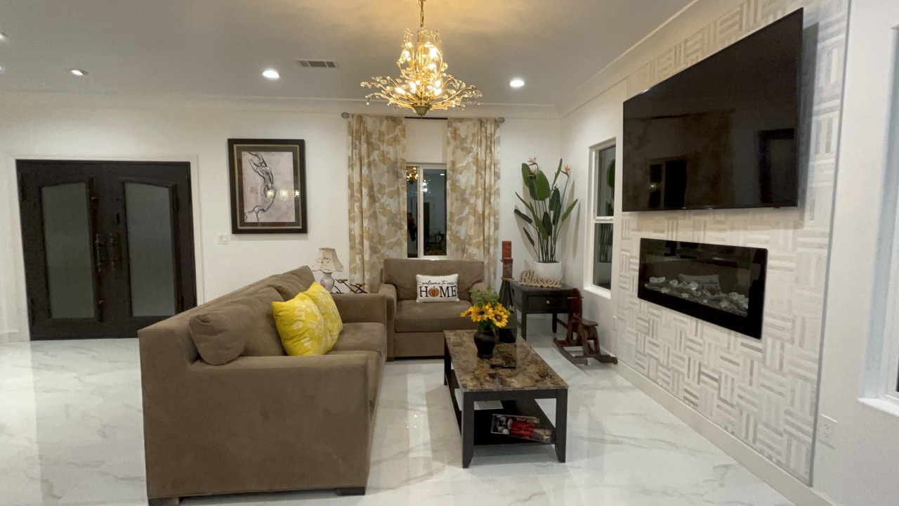 Photo of Livingroom in Garden Grove