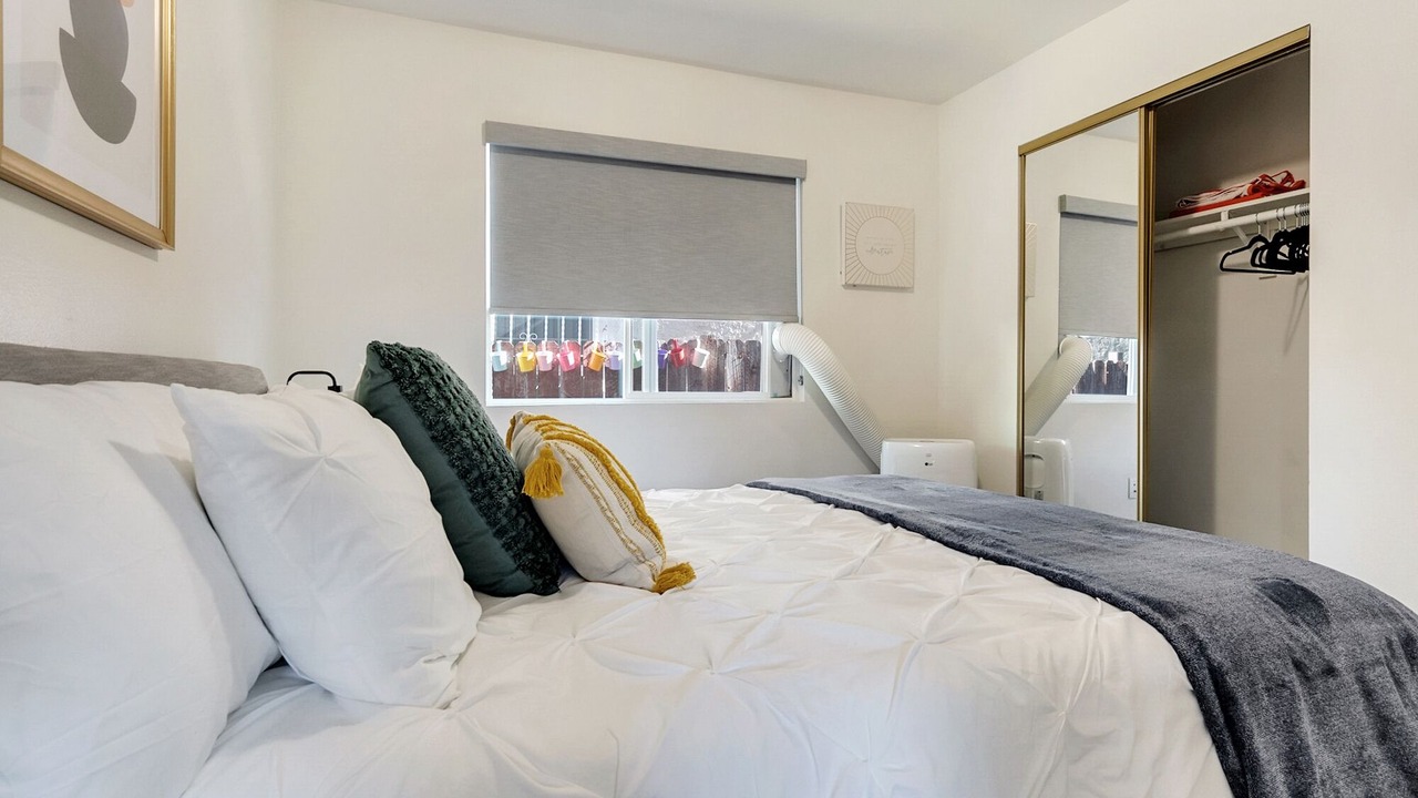 Photo of Bedroom in Lennox