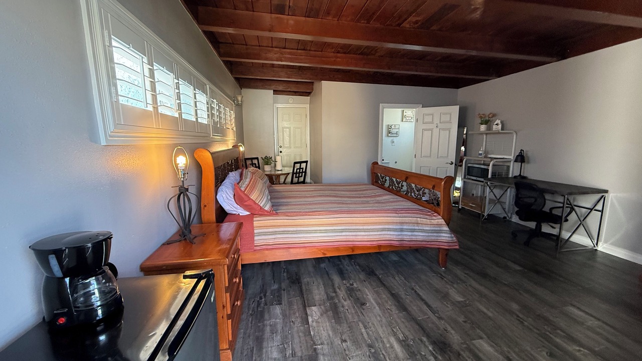 Photo of Bedroom in Hawthorne