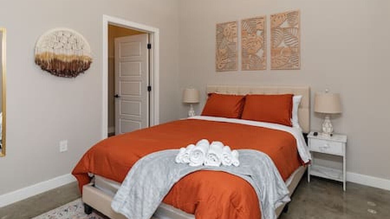 Photo of Bedroom in Downtown Des Moines