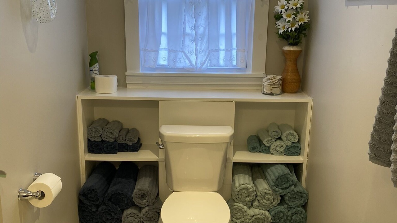 Photo of Bathroom in Lakeside