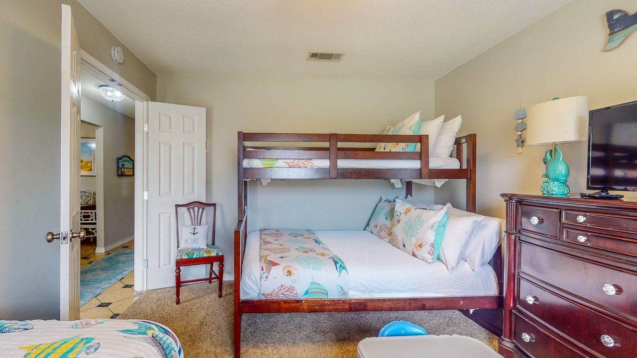 Photo of Bedroom in Ono Island